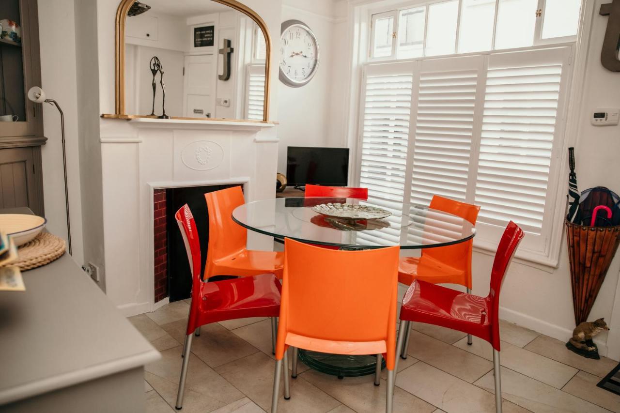 Charming 3 Bedroom Townhouse Weymouth Eksteriør bilde